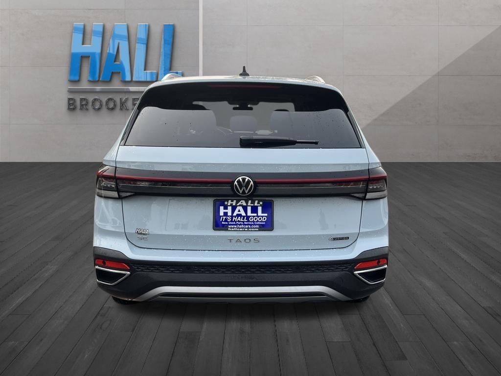 Used 2025 Gray Volkswagen 1.5T SE image 5