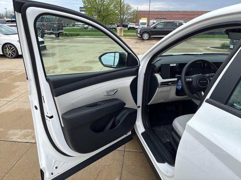 New 2026 White Pearl Hyundai SE FWD image 15