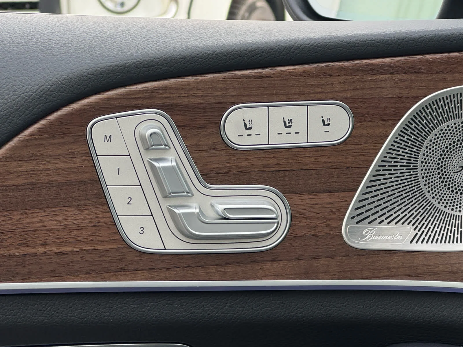 New 2026 MANUFAKTUR Alpine Grey Mercedes-Benz GLE 350 image 17
