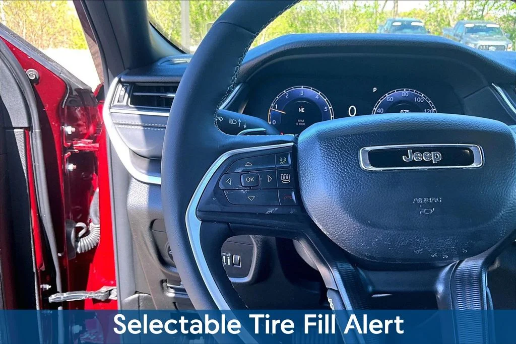 Used 2025 Red Jeep Altitude image 15