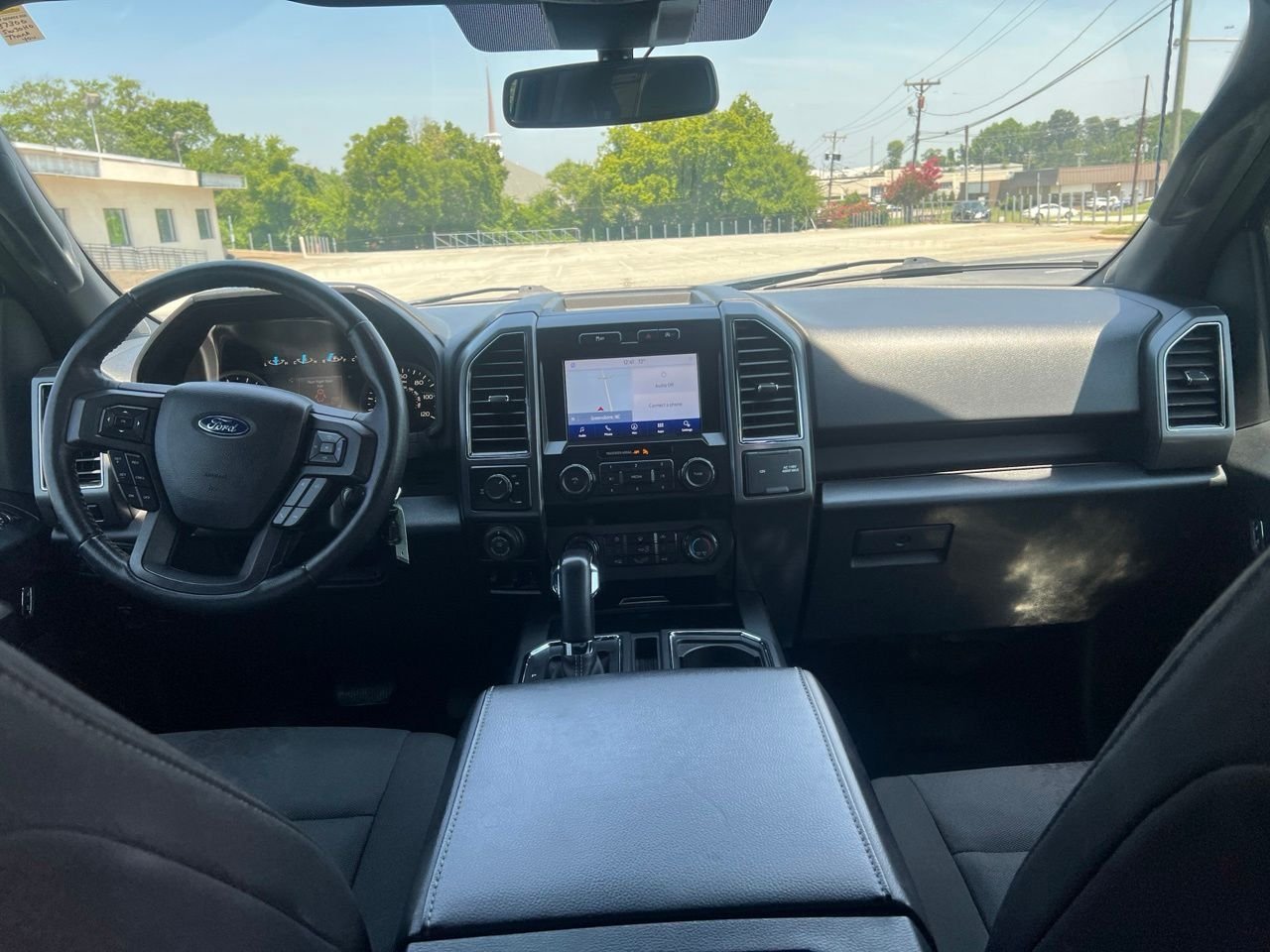 Used 2019 Blue Ford XLT image 27
