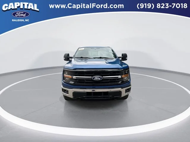 Used 2025 Blue Ford XLT image 3