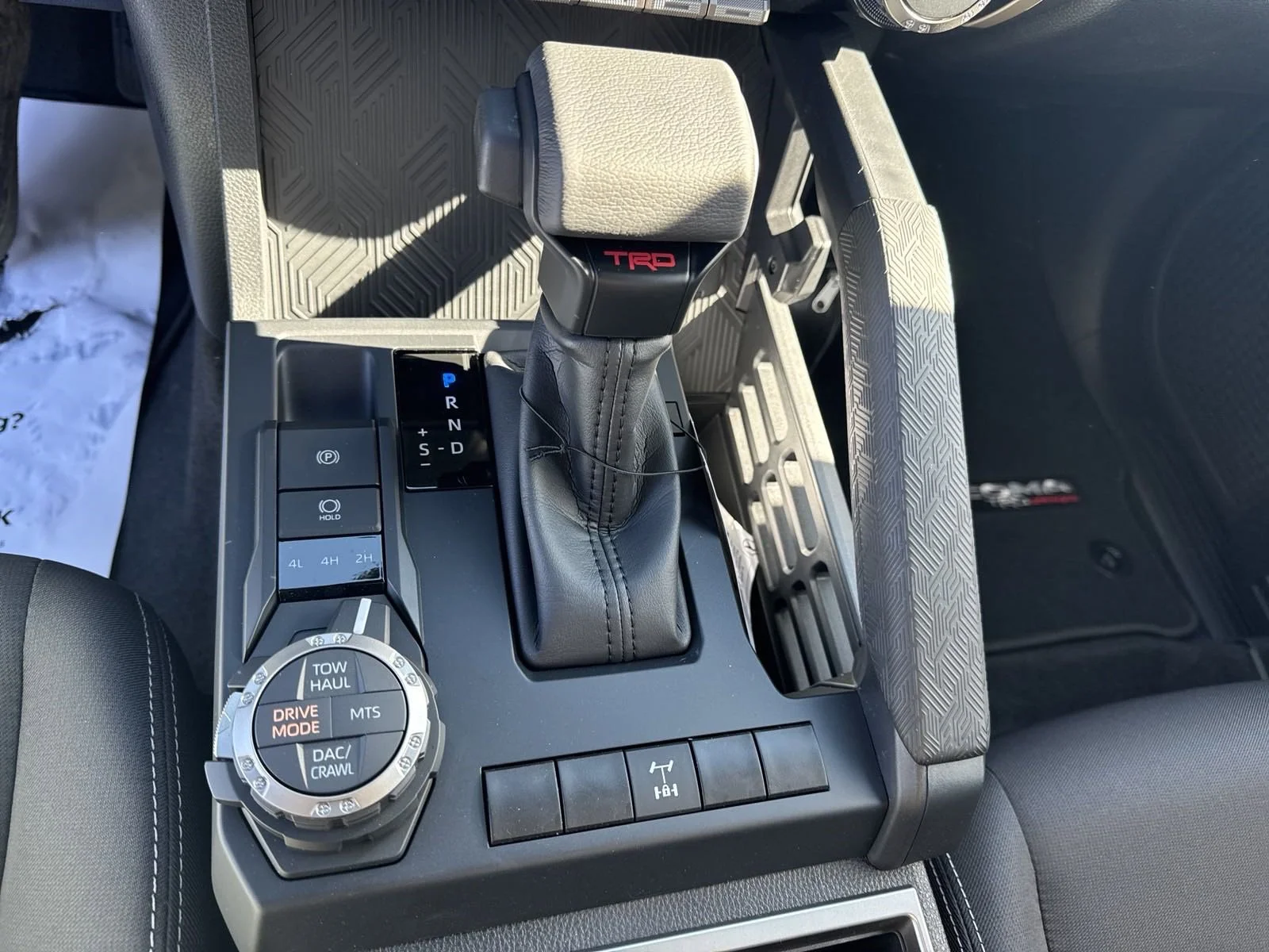 Used 2024  Toyota  image 21