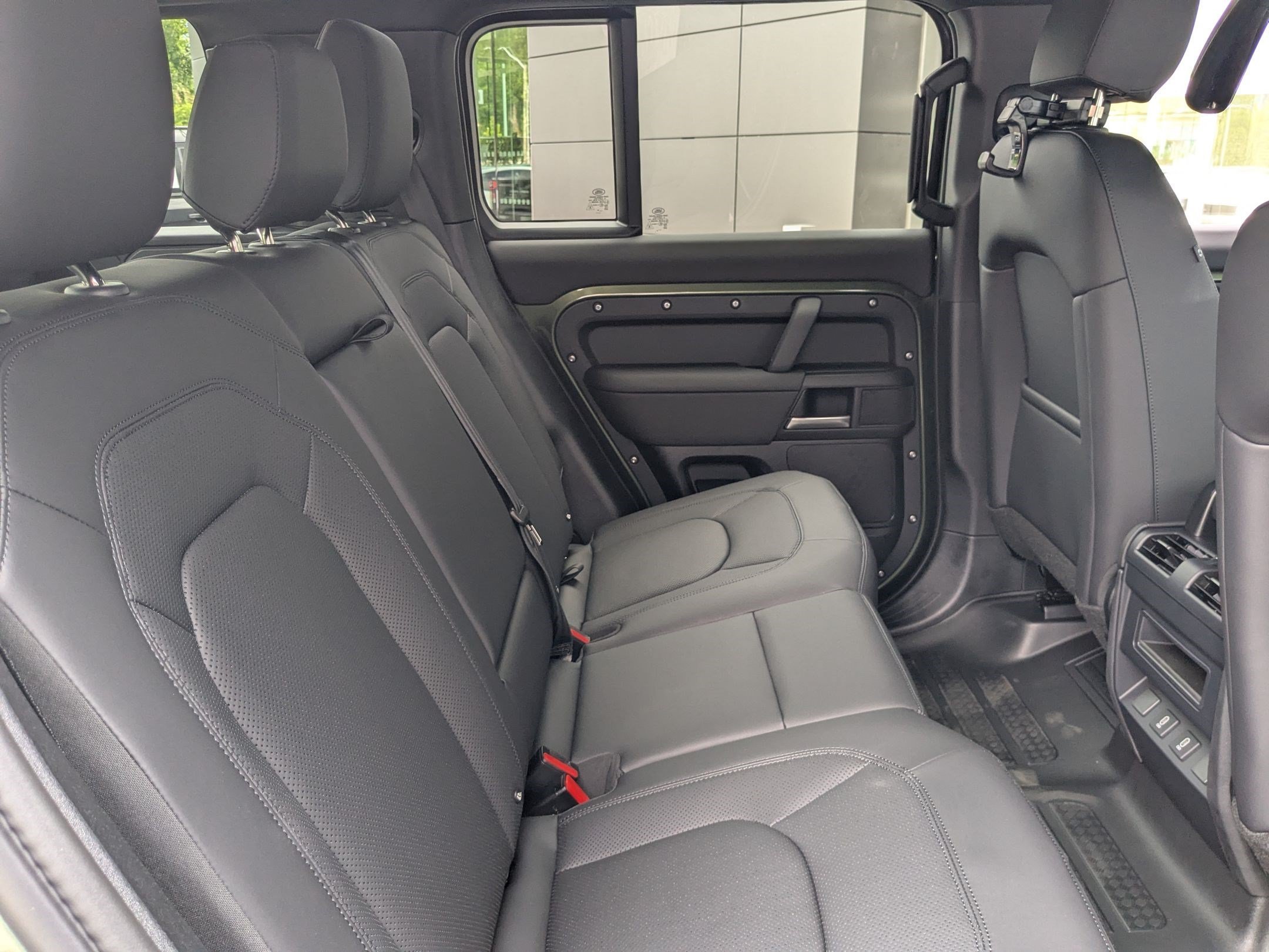 New 2026 Woolstone Green Land Rover P300 S image 32