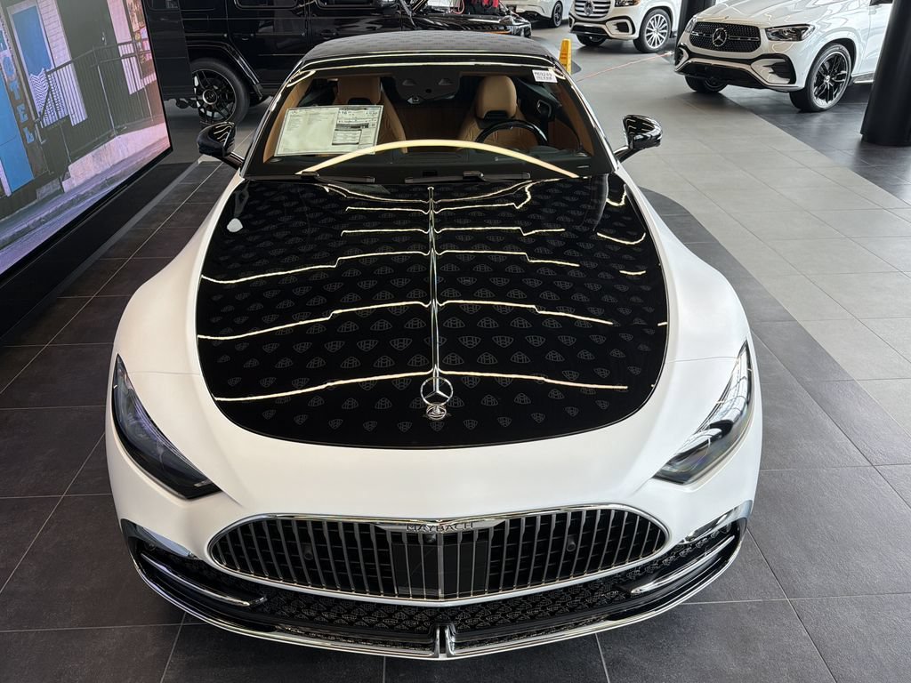 New 2027 MANUFAKTUR moonlight white magno (White Ambiance) Mercedes-Benz Maybach SL 680 Monogram Series image 44
