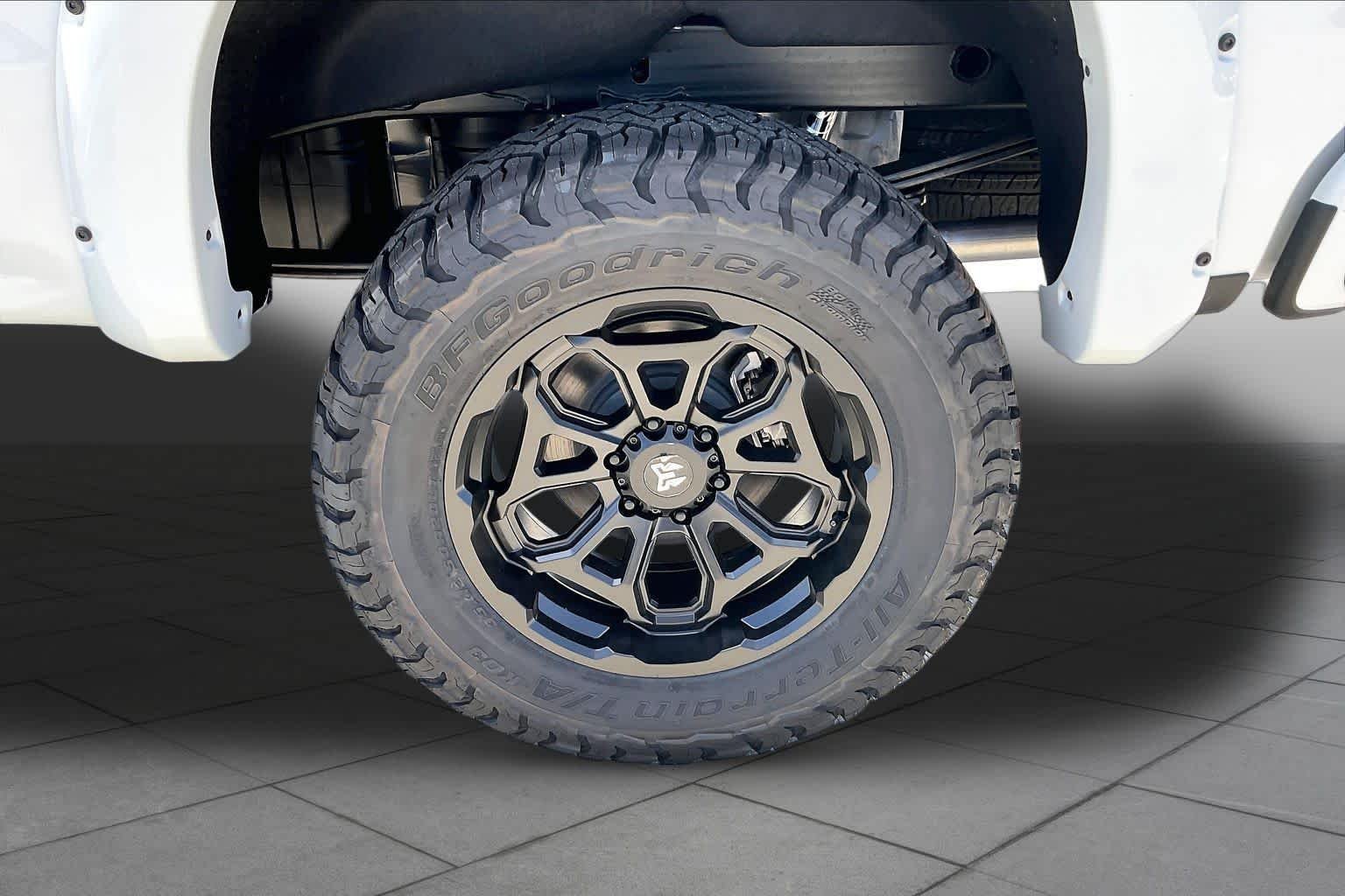 2026 Chevrolet Silverado 1500 RST - Photo 12