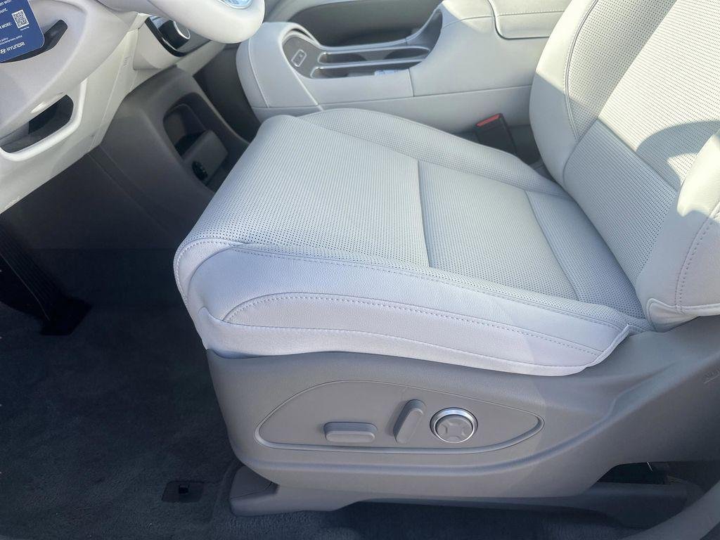 New 2026 Creamy White Pearl Hyundai Limited FWD image 24