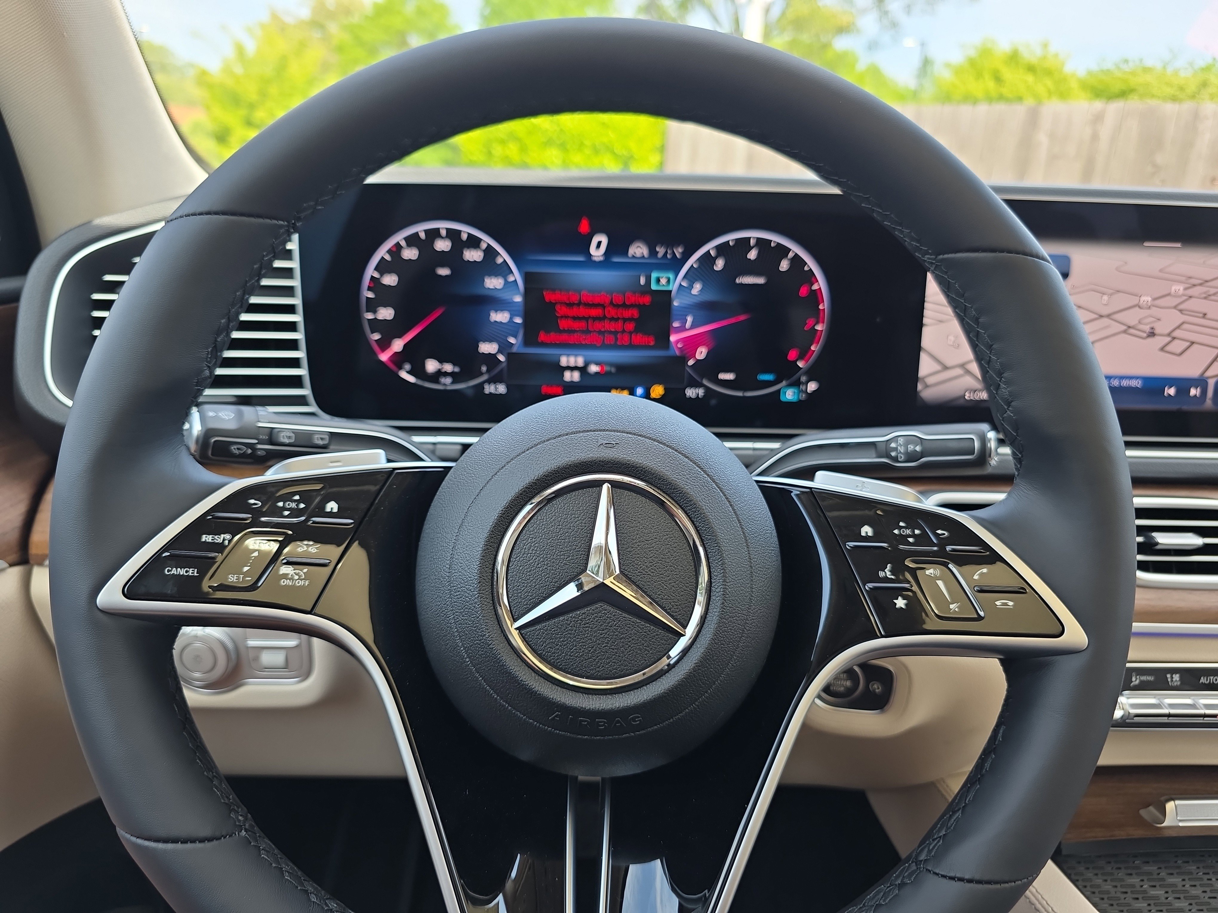 New 2026 MANUFAKTUR Moonlight White Metallic Mercedes-Benz GLE 450 image 50