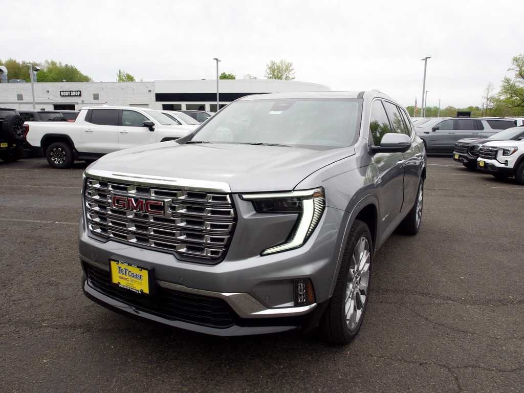 2026 GMC Acadia Denali AWD's photo