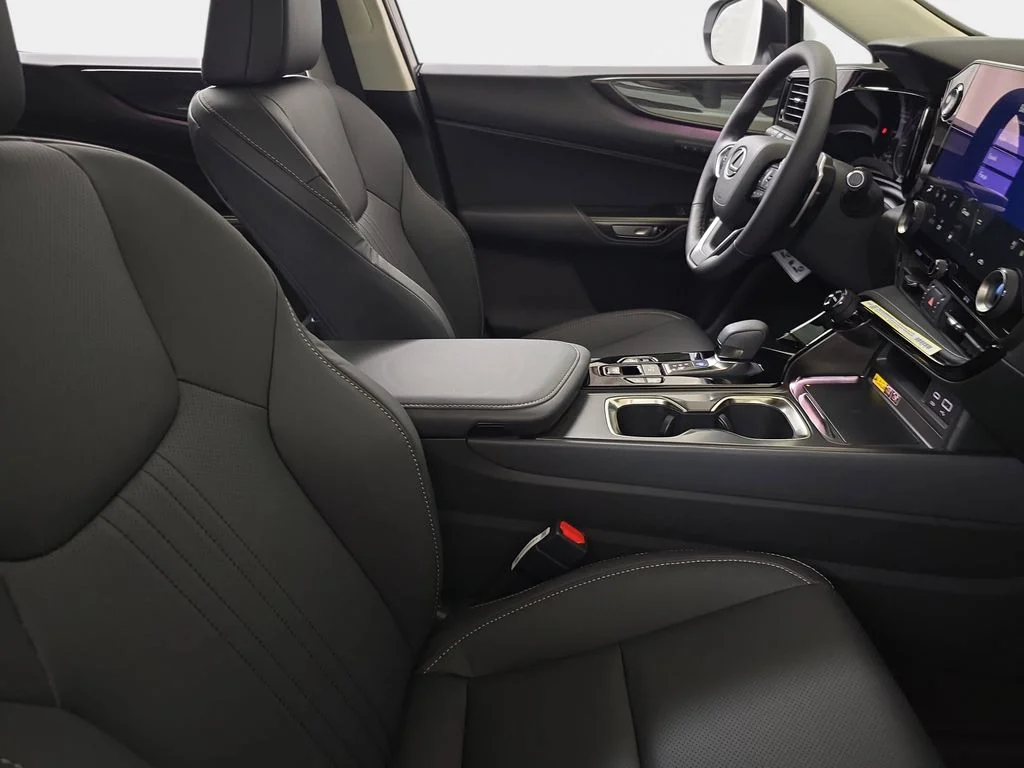 New 2026 White Lexus 350 Premium image 9