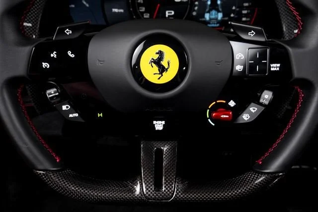 Used 2023 Rosso California Ferrari  image 34