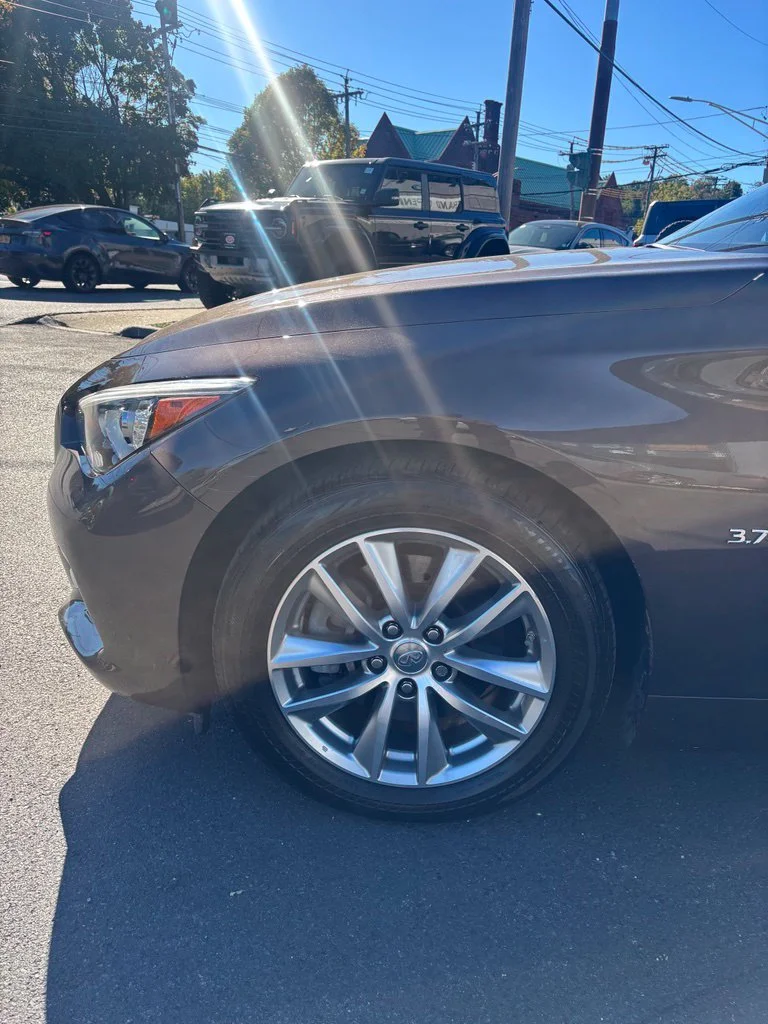 Used 2014 Brown INFINITI Premium image 9