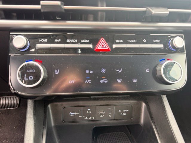Used 2025 Black Hyundai SEL image 23