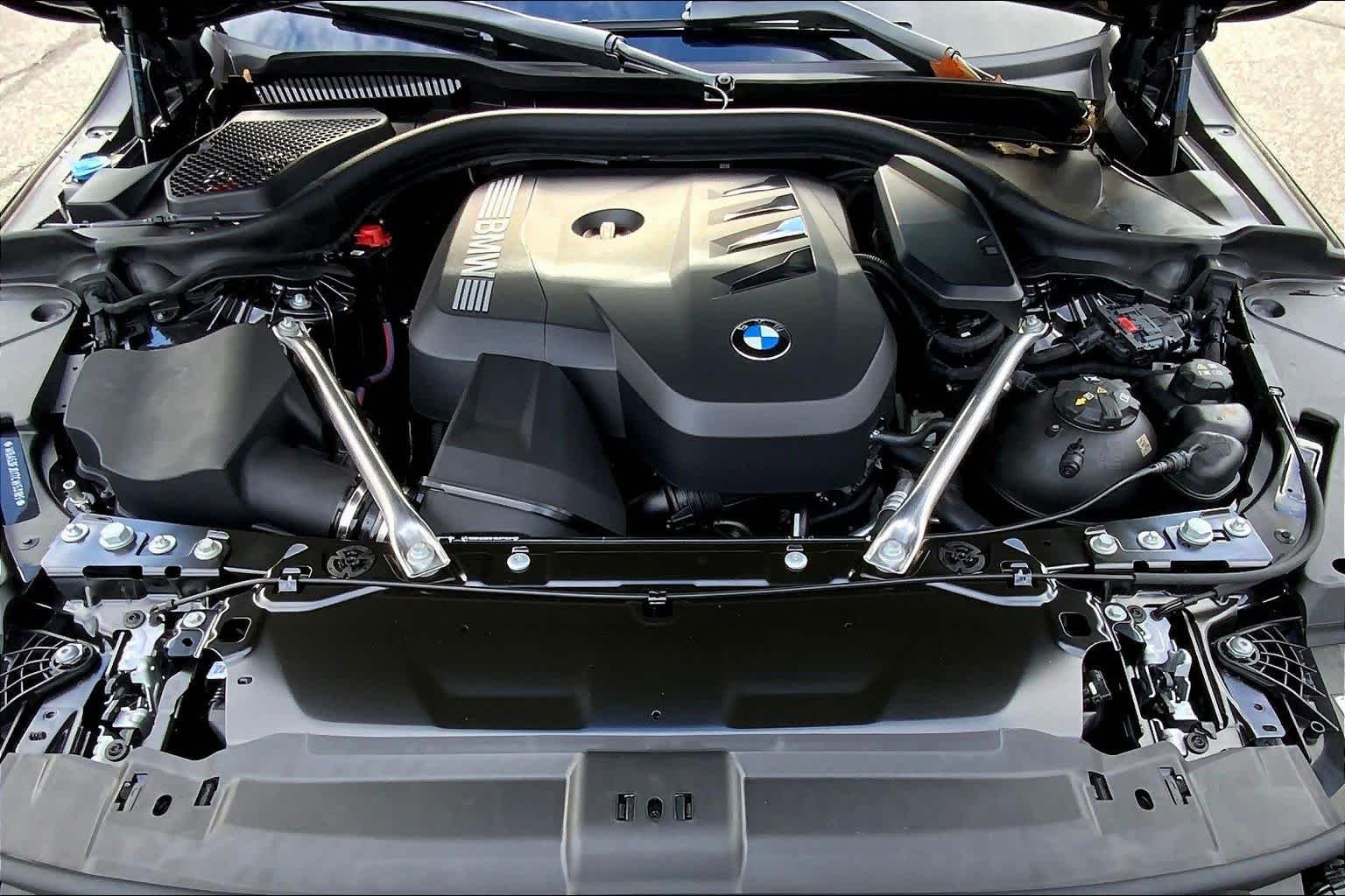 New 2026 Dark Graphite Metallic BMW 530i xDrive image 16