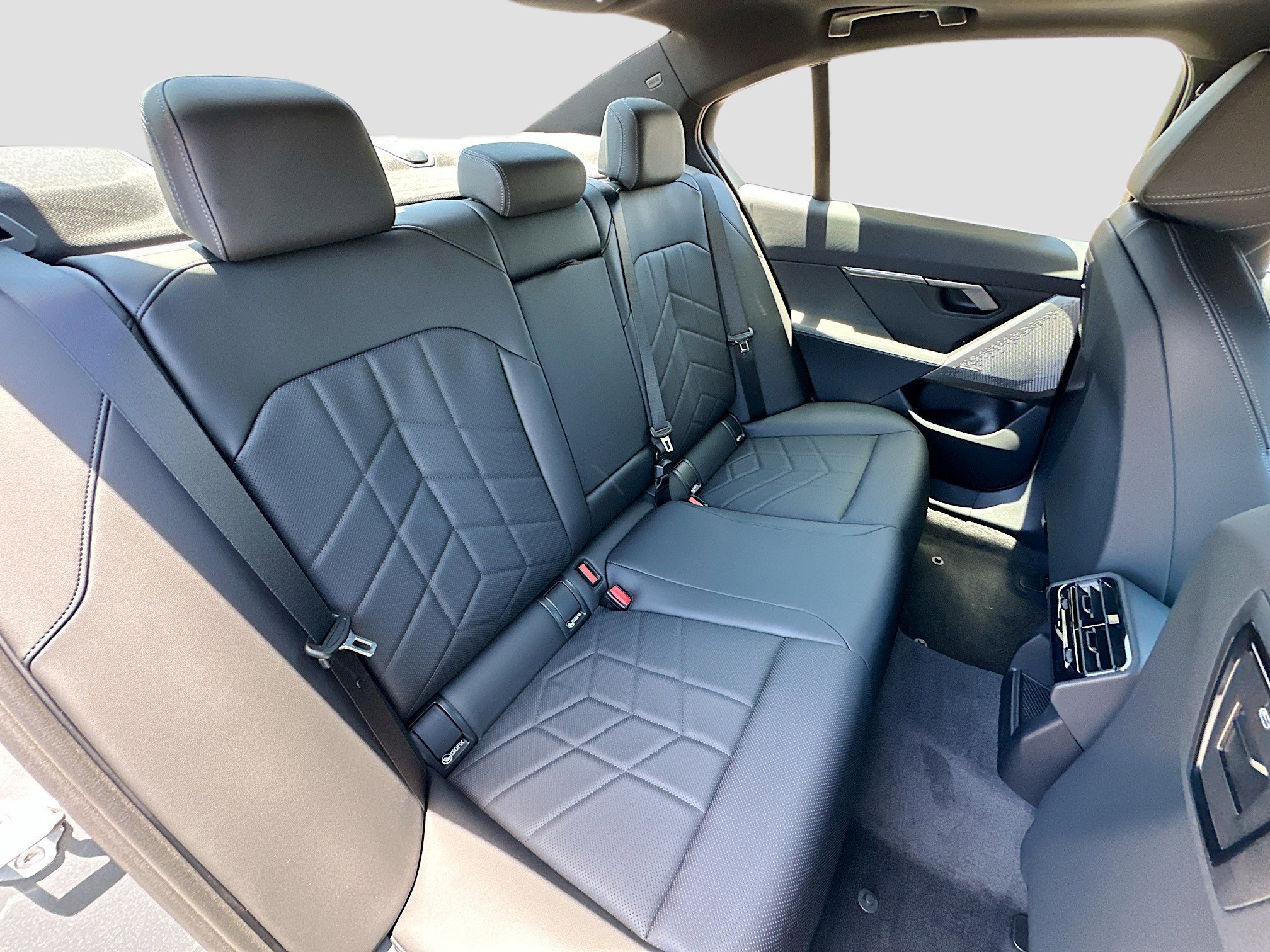 New 2027 Oxide Grey Metallic BMW 530i image 20