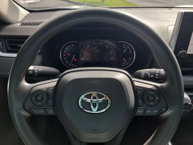 Used 2025 Silver Toyota XLE image 29