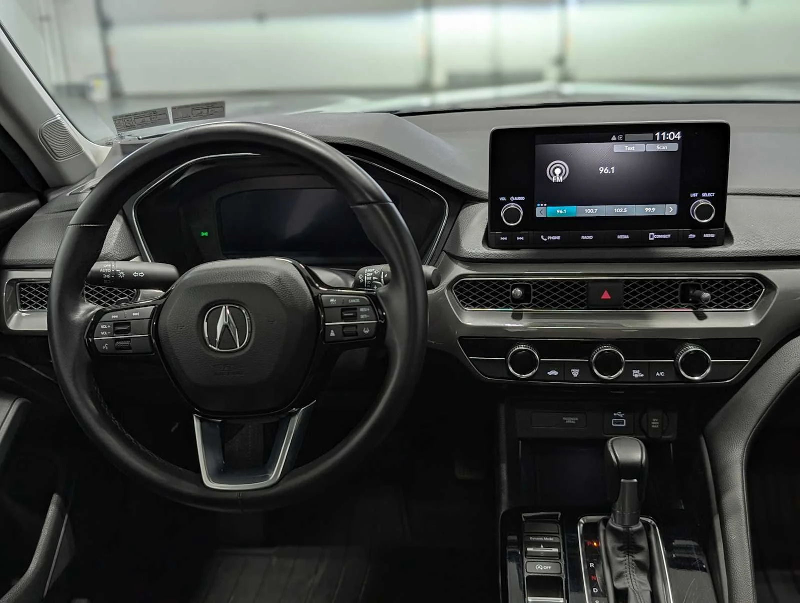 Used 2025 Liquid Carbon Metallic Acura  image 5