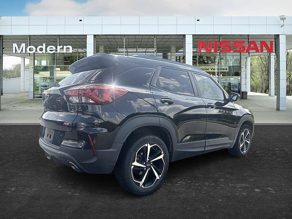 Used 2022 Mosaic Black Metallic Chevrolet RS image 5