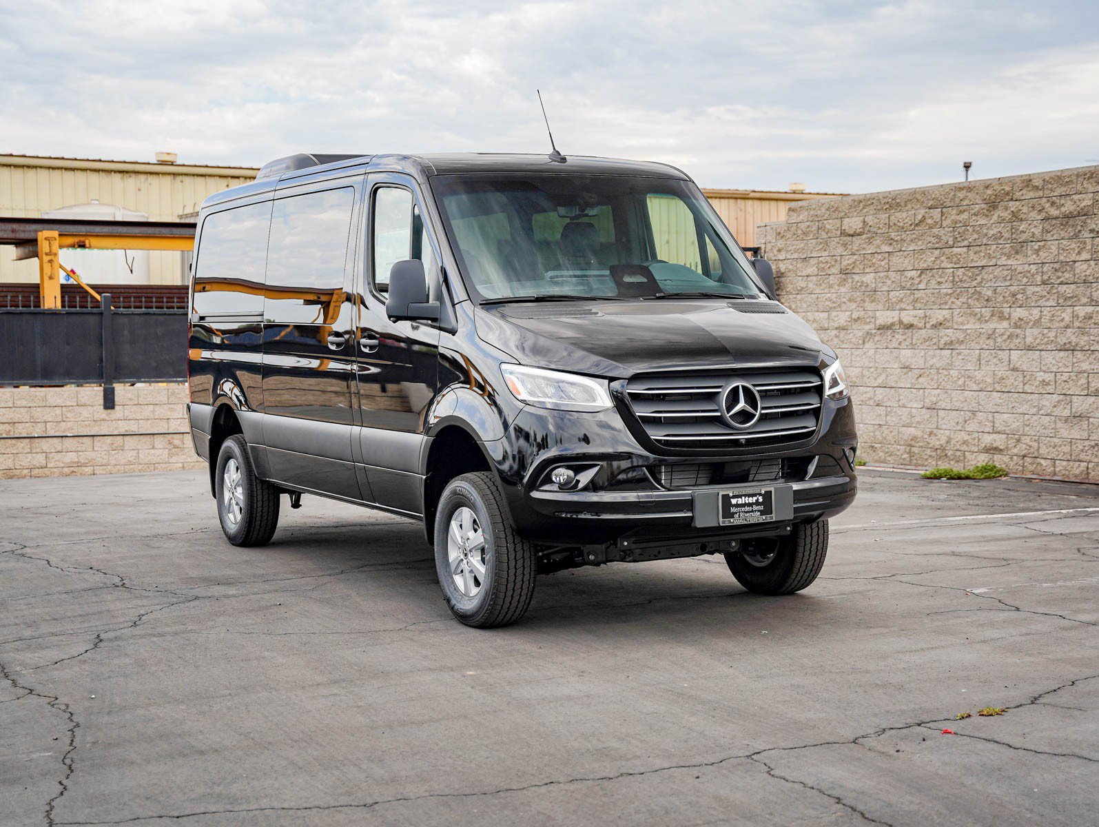 New 2026 Obsidian Black Metallic Mercedes-Benz 2500 Standard Roof I4 Diesel HO 144 AWD image 3