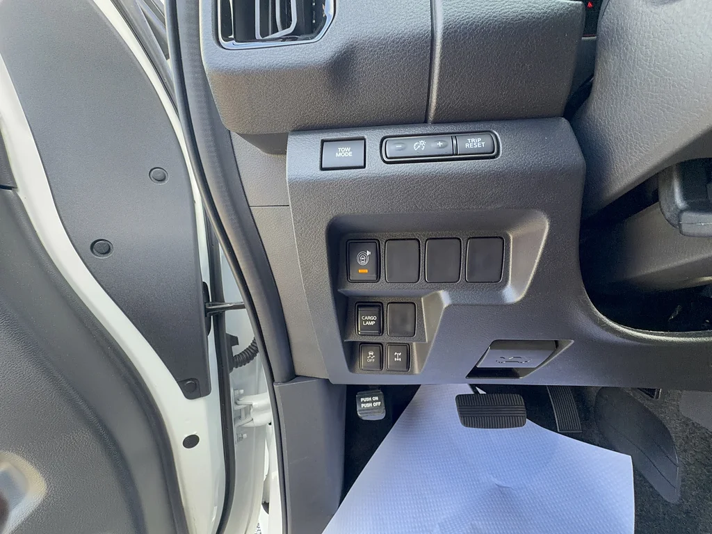 Used 2026 Glacier White Nissan PRO-4X image 13