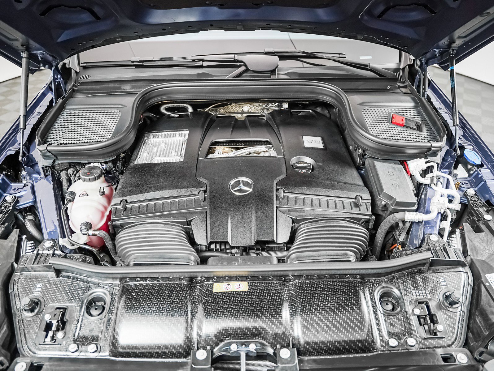 Certified Used 2024 Twilight Blue Metallic Mercedes-Benz GLS 580 4MATIC® SUV image 4