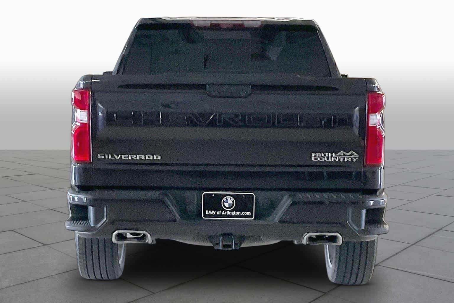 Used 2024 Dark Ash Metallic Chevrolet High Country image 4