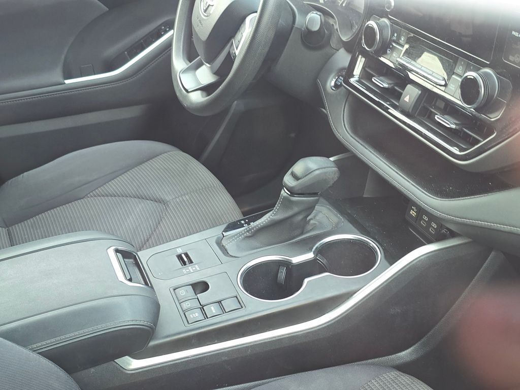 Used 2023 Gray Toyota L image 14