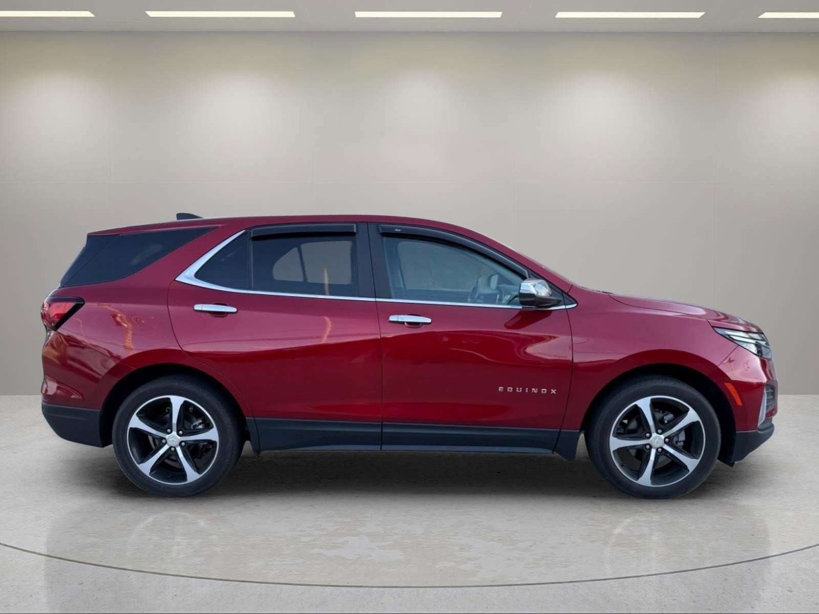 Used 2022 Cherry Red Tintcoat Chevrolet LT image 4