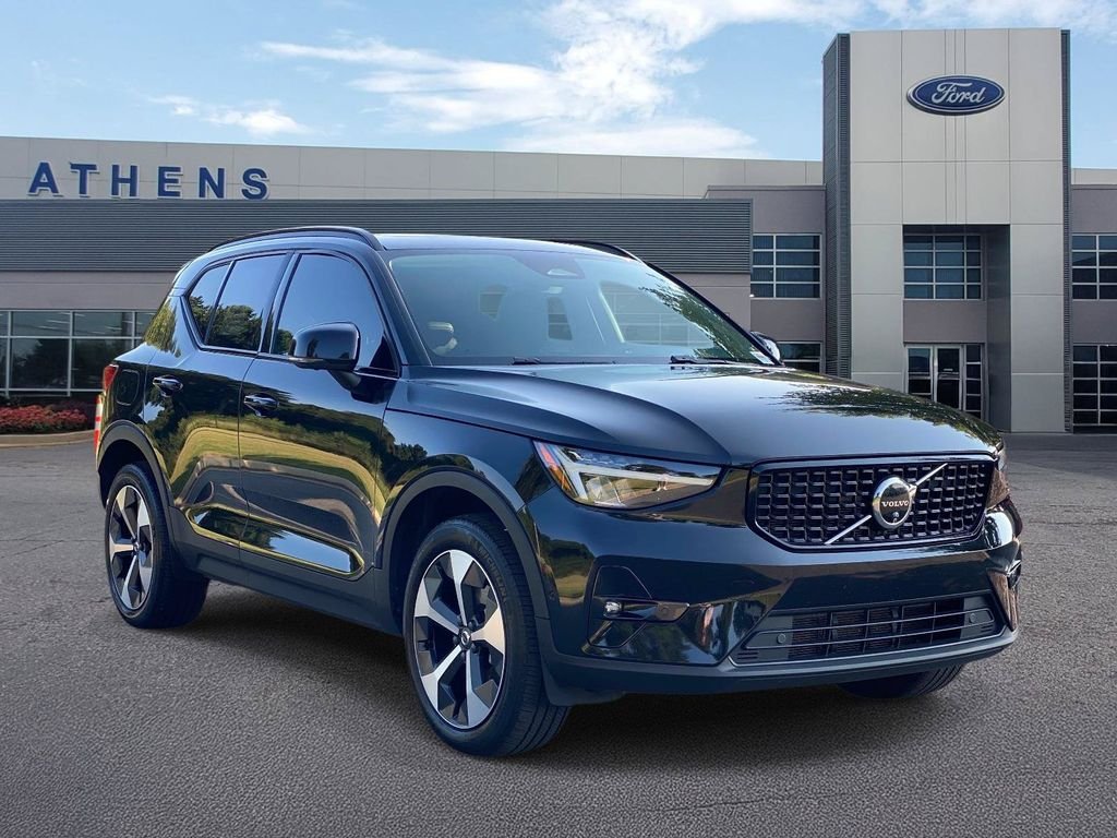 2024 Volvo XC40