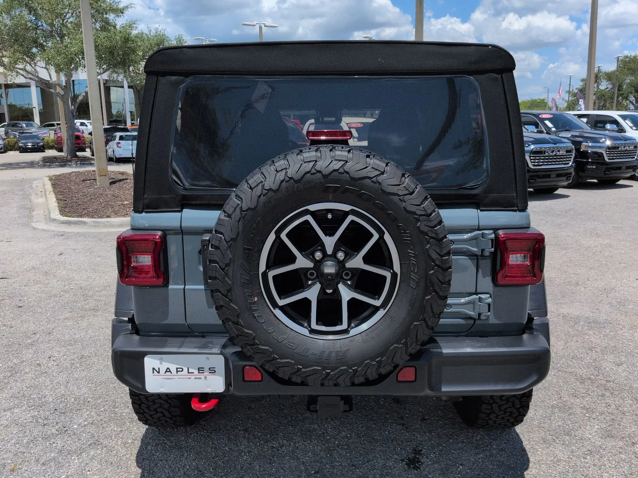 Used 2024 Anvil Clear Coat Jeep Rubicon image 6