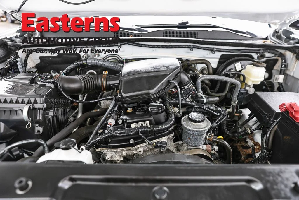 Used 2021 White Toyota SR image 7