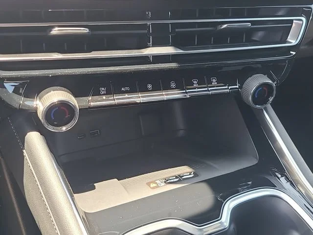 New 2026 Summit White Chevrolet LT image 29