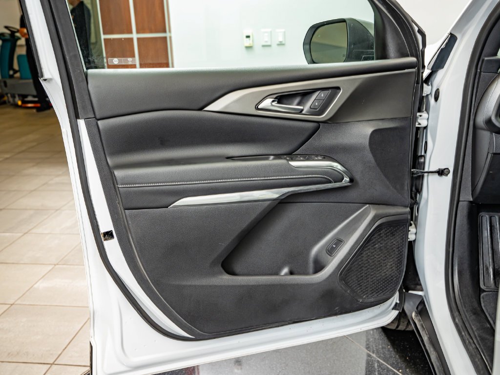 Used 2024 Summit White Chevrolet LS image 18