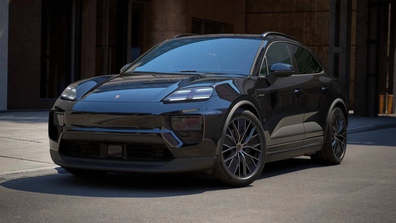 2026 Porsche Macan Base