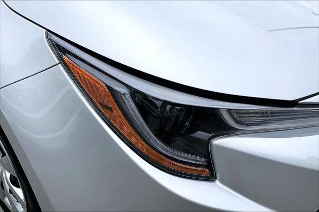 Certified Used 2025 SILVER ME. Toyota  image 25
