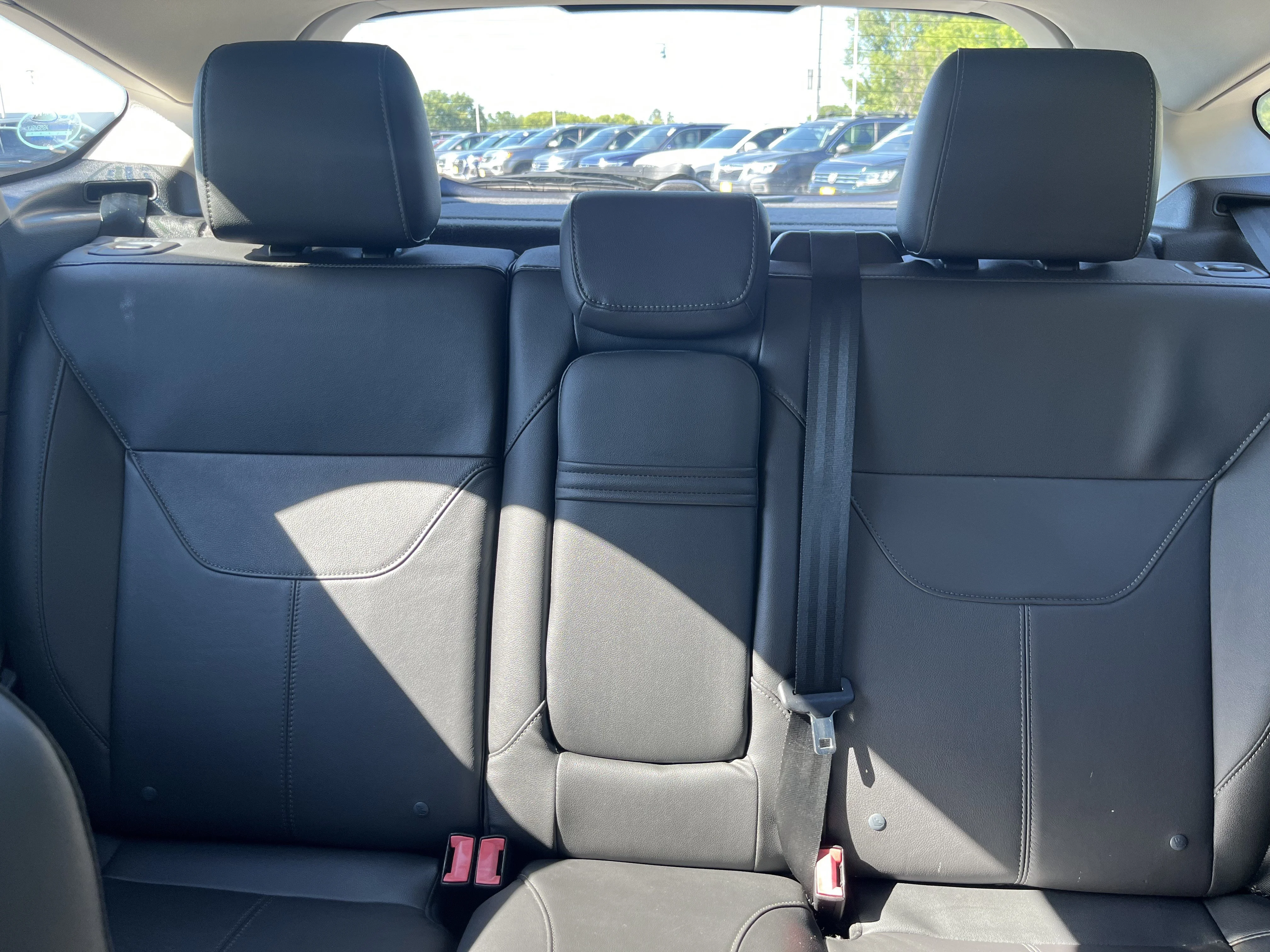 Used 2015 Magnetic Ford SE image 22