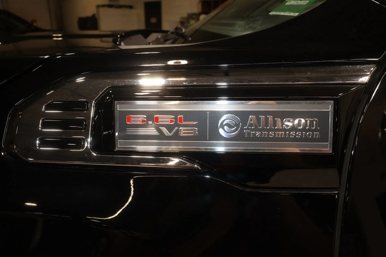 Used 2024 Onyx Black GMC SLT image 36
