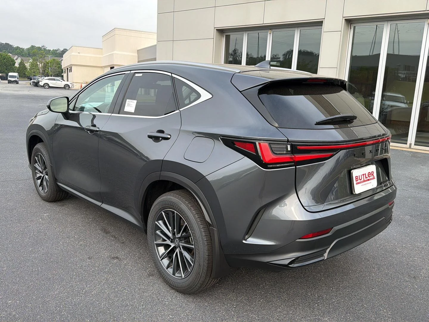New 2026 Cloudburst Gray Lexus NX 350 Premium image 4