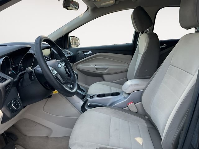 Used 2015  Ford SE image 11
