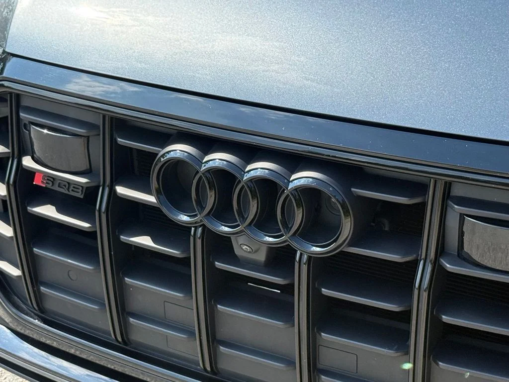 Used 2023 Gray Audi 4.0T Prestige image 5