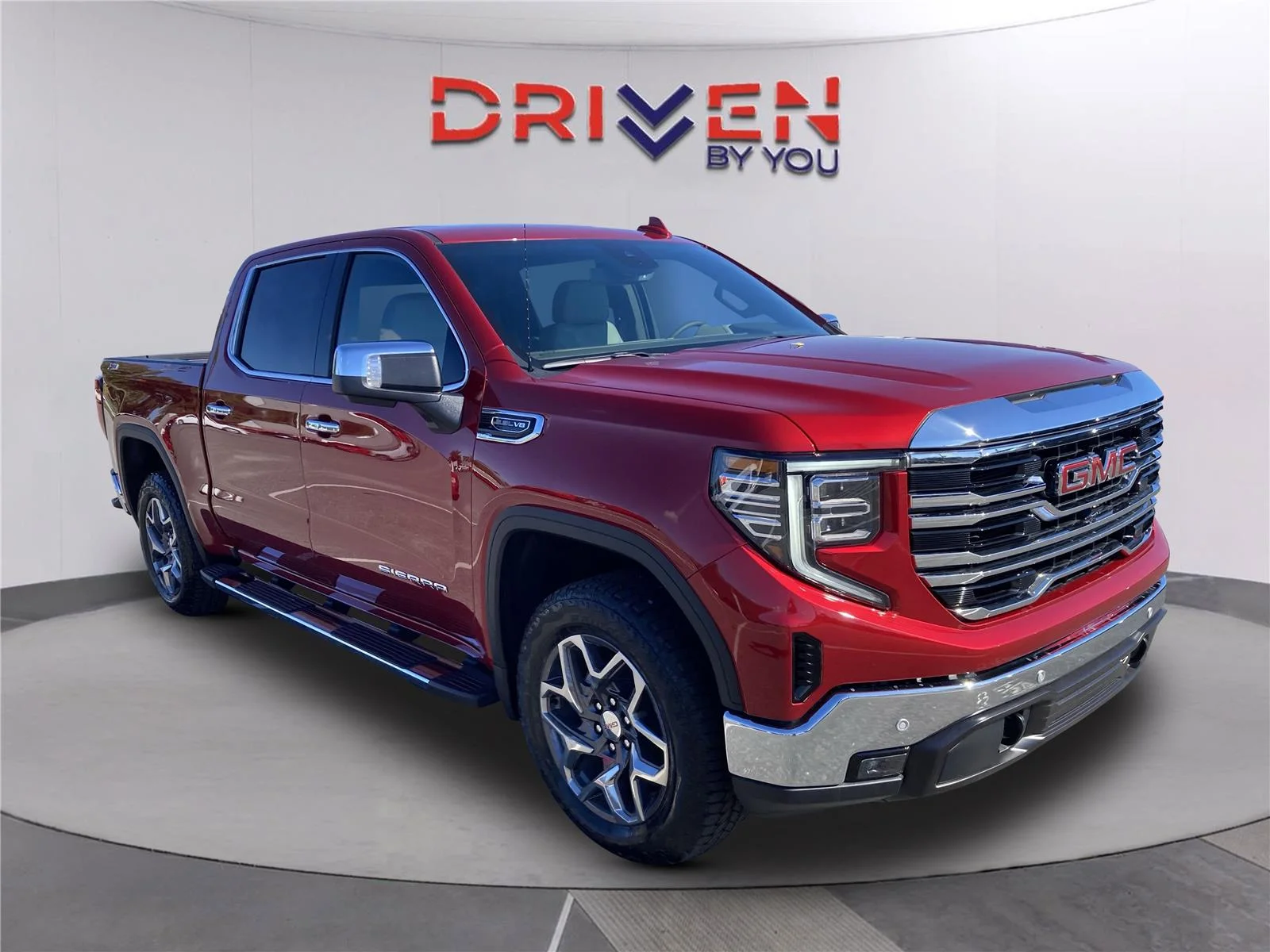 2026 GMC Sierra 1500 SLT - Photo 2