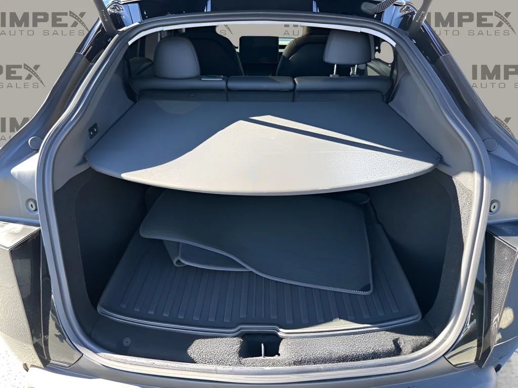 Used 2026  Tesla Long Range image 30