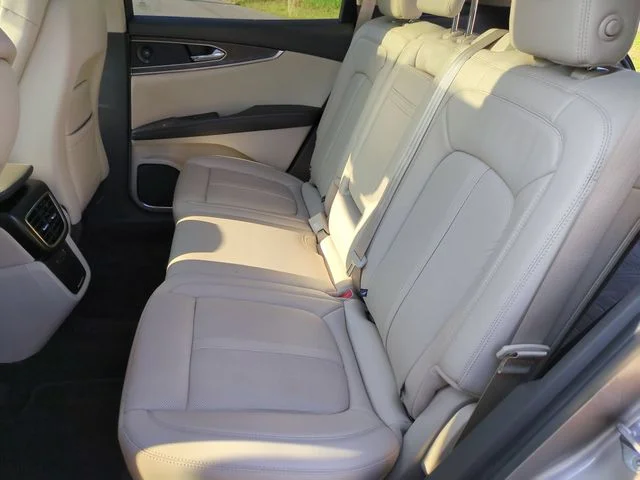 Used 2020 Brown Lincoln Reserve image 30