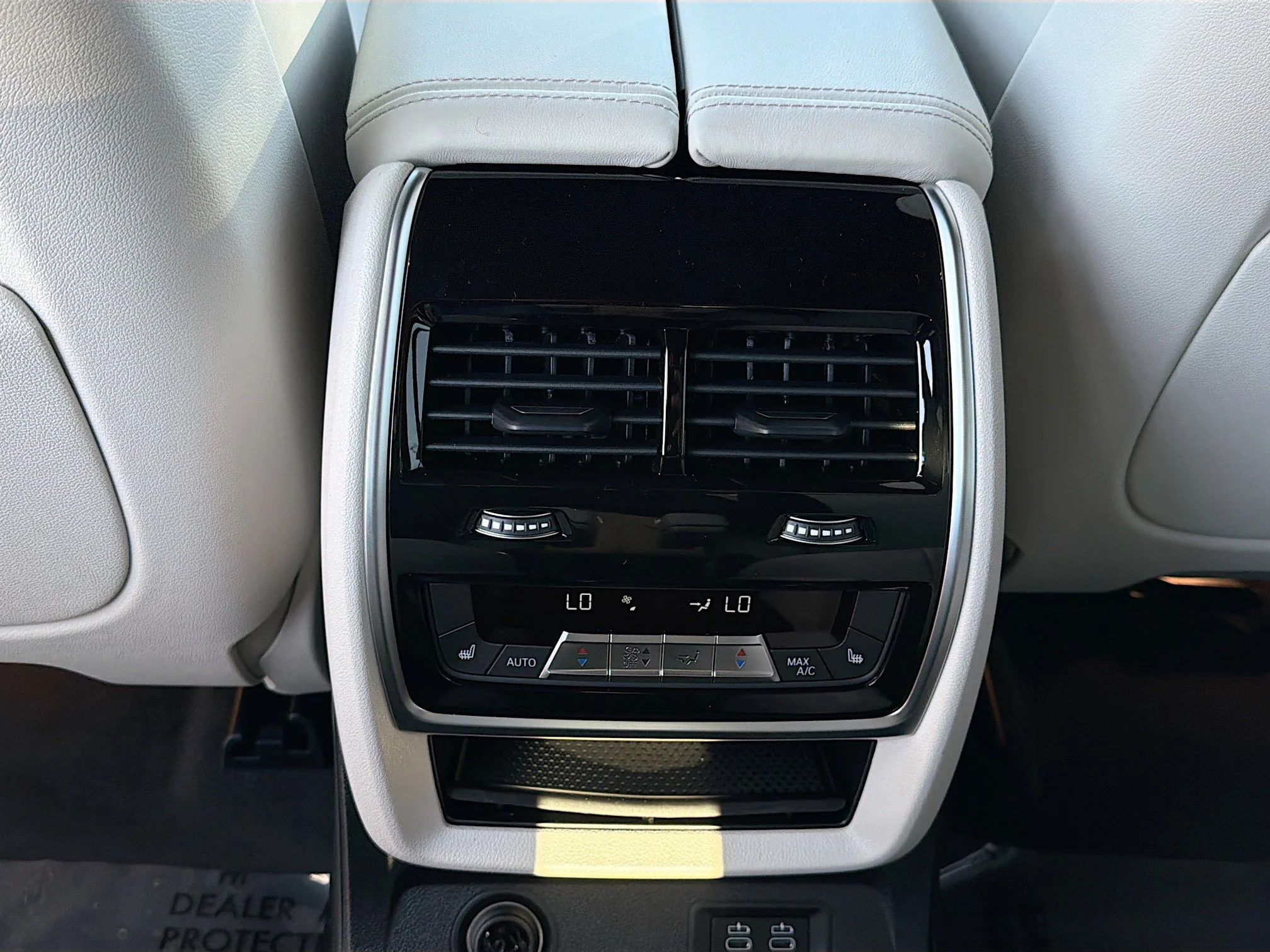 New 2026 Alpine White BMW ALPINA XB7 image 20