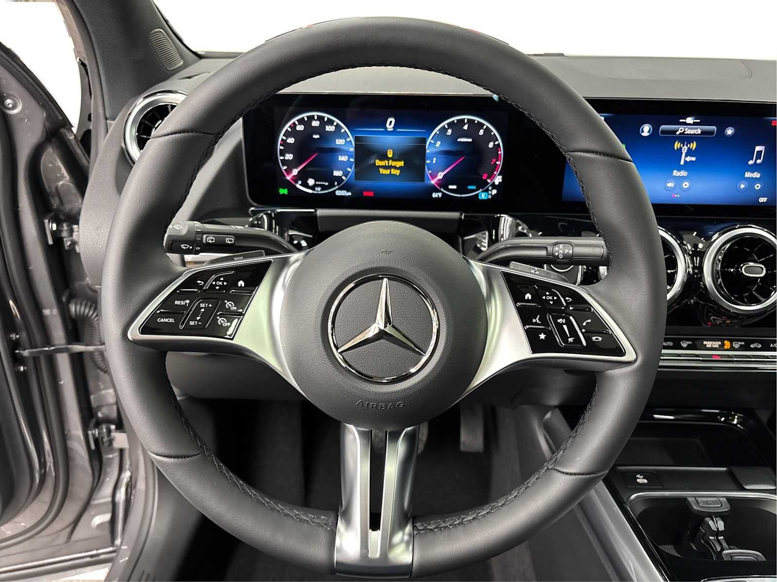 Used 2026 Mountain Grey Metallic Mercedes-Benz GLA 250 image 20