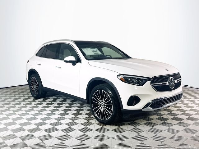2026 Mercedes-Benz GLC Base