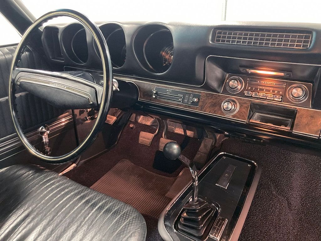 Used 1969  Oldsmobile  image 68