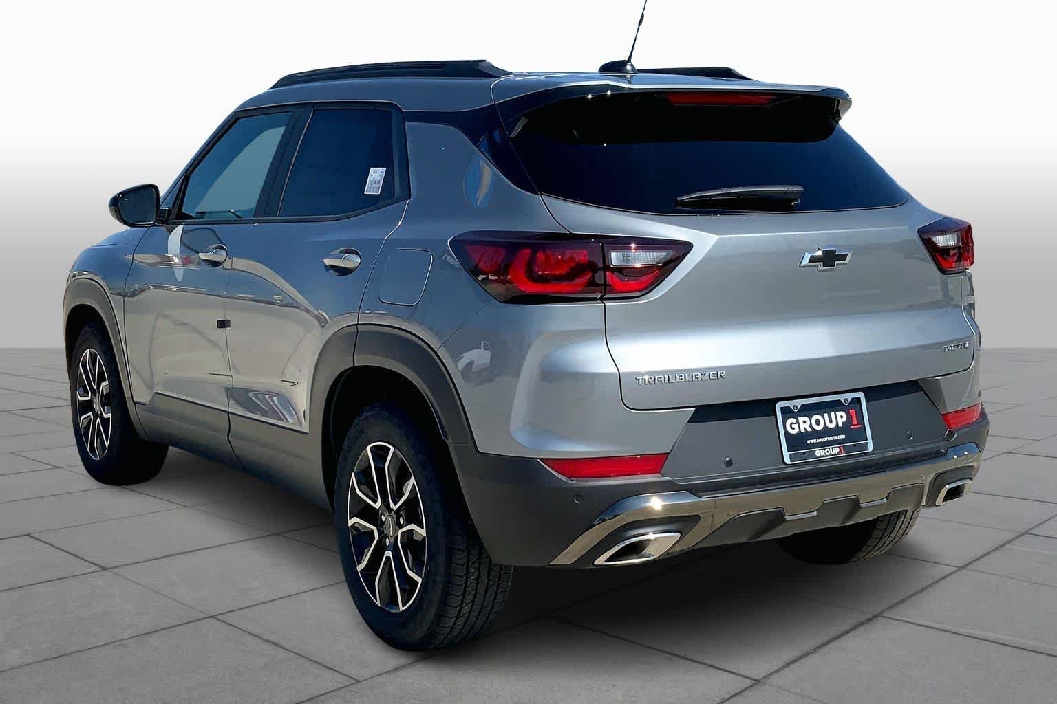 New 2026 Sterling Gray Metallic Chevrolet ACTIV image 4