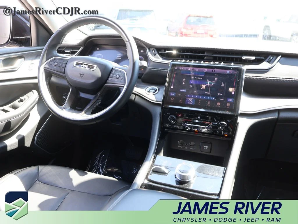 Used 2021 Gray Jeep Limited image 14
