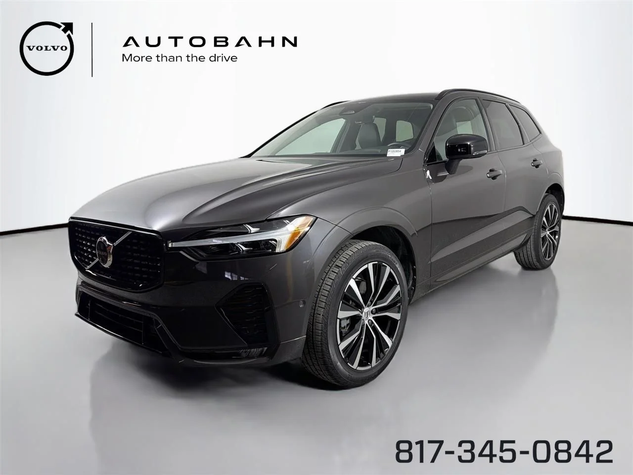 2023 Volvo XC60 B5 Plus Dark Theme FWD's photo